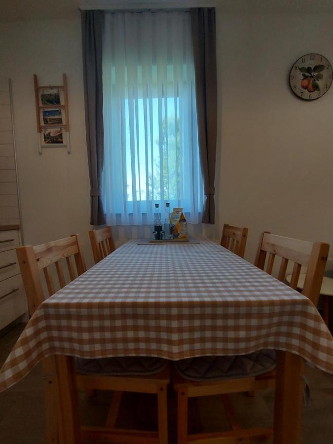 Home, Obajdin Apartment Slunj